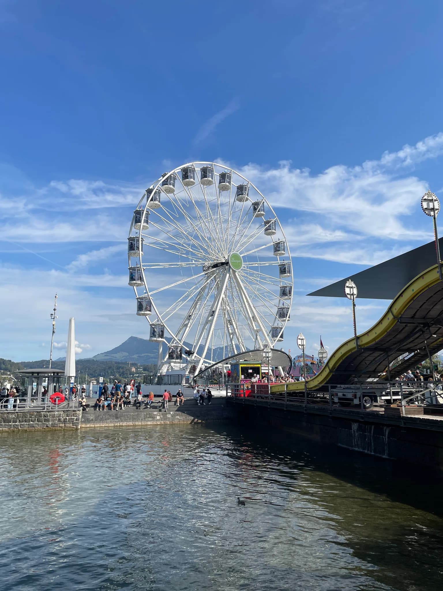 Ferris wheel at the Lozärner Määs autumn fair beside Lucerne station